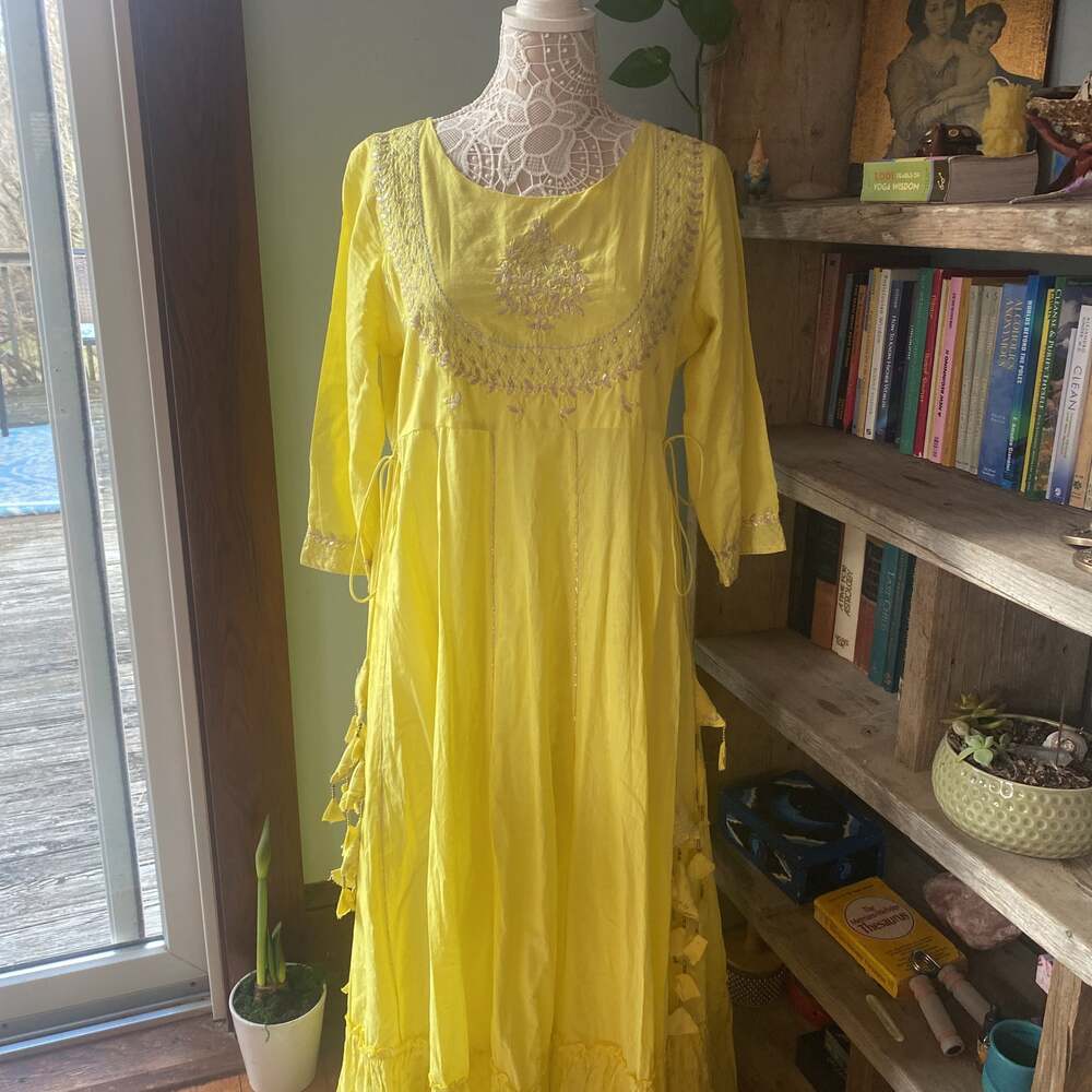 Kaajh Women's Yellow Mirror Embroidery Anarkali Kurta